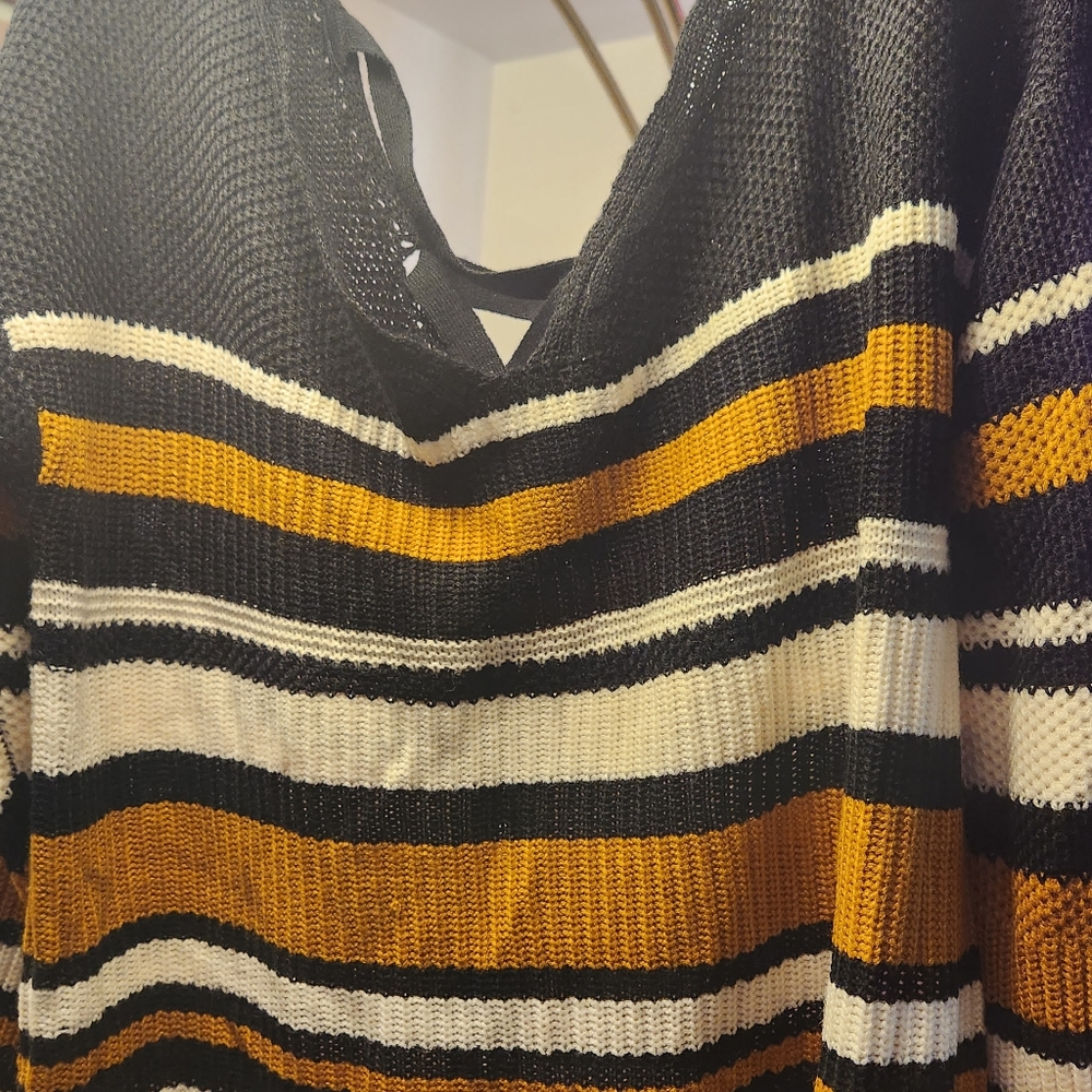 Women's V neck Black White Yellow Striped Sweater